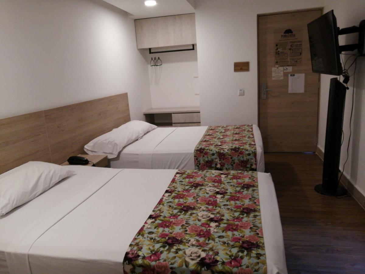 Hotel Poma Rosa Medellin Bagian luar foto