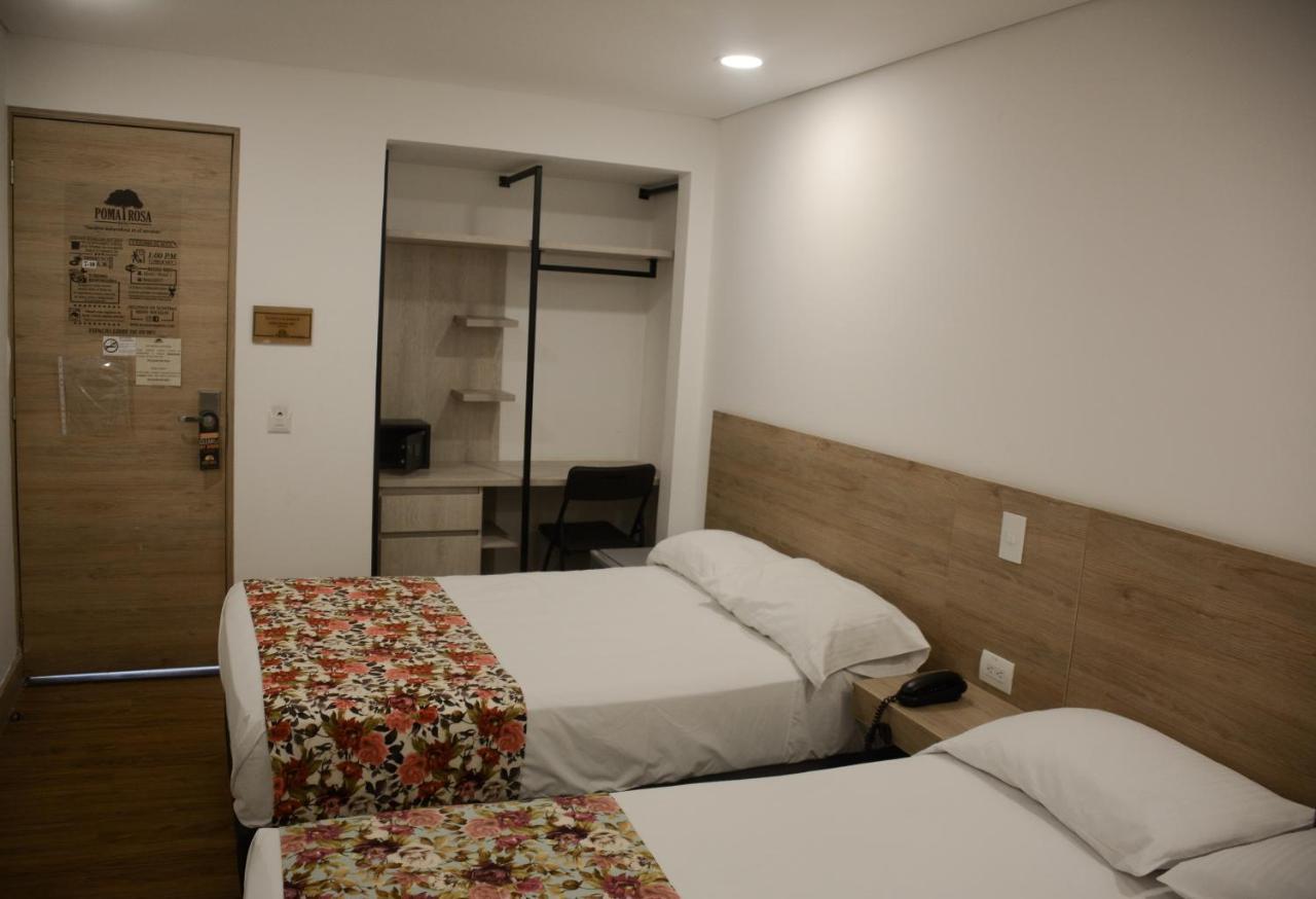 Hotel Poma Rosa Medellin Bagian luar foto