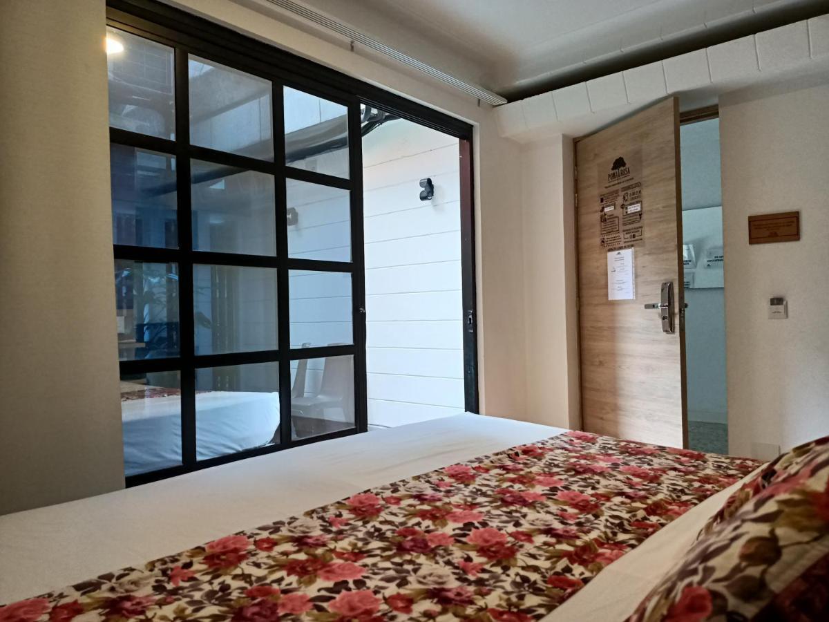 Hotel Poma Rosa Medellin Bagian luar foto