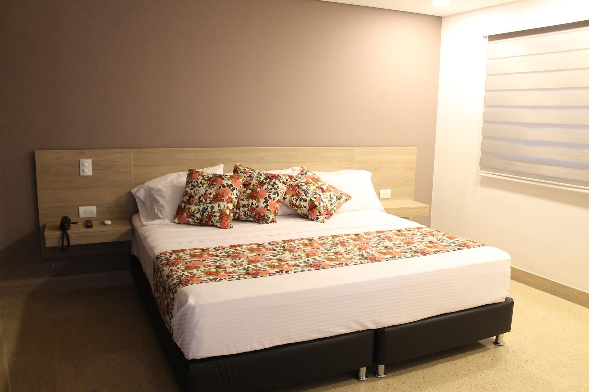 Hotel Poma Rosa Medellin Bagian luar foto