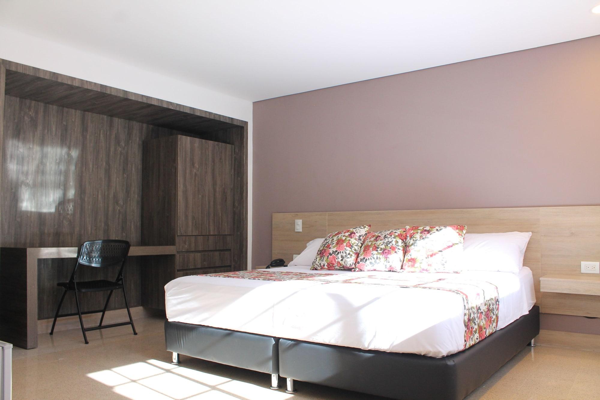 Hotel Poma Rosa Medellin Bagian luar foto